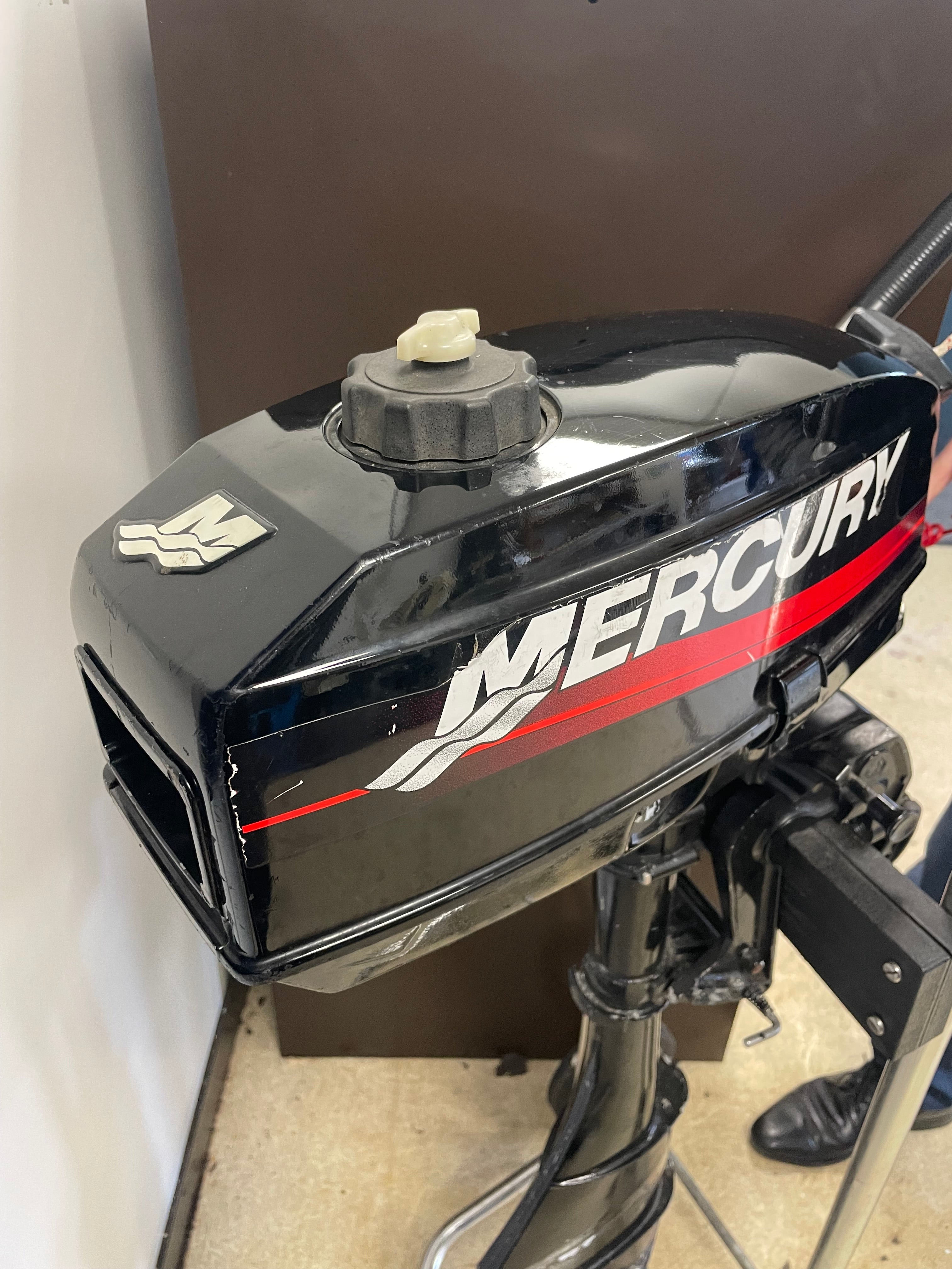 13.3 2-Stroke Outboard Engine 1997 (Approved Used)